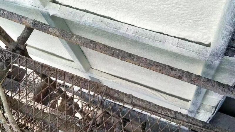 防水卷材与涂料：性能差异与适用场景解析